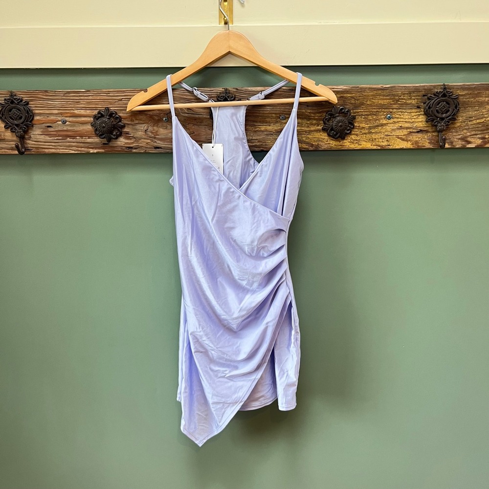 Halara Lavender Purple Wrap V-Neck Ruched Asymmetrical Activity Dress Small NWT‎